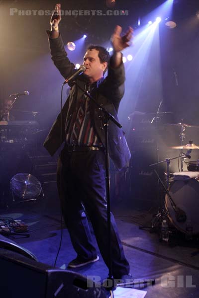 ELECTRIC SIX - 2013-11-26 - PARIS - La Maroquinerie - 